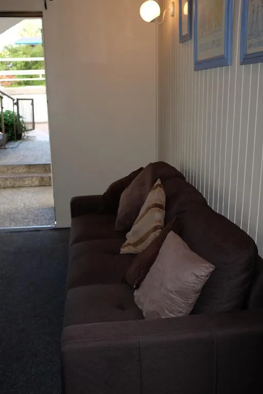 Broadbeach Central Holiday Units Motel 3*,  Australia