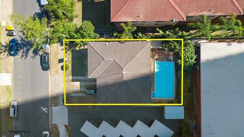 Broadbeach Central Holiday Units Motel