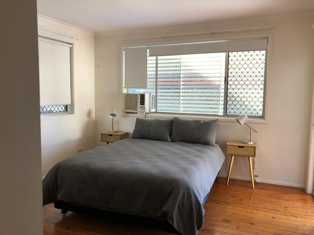 Broadbeach Central Holiday Units Motel 3*,  Australia