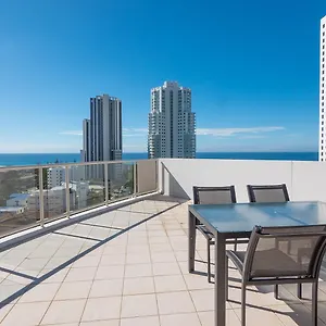 Savannah **** Broadbeach
